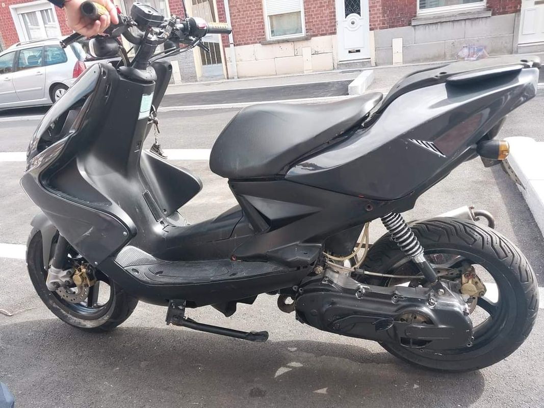 Motos d'occasion, scooters Roubaix (59100) - leboncoin