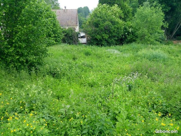 Terrain 4 587 m² Montreuil Sur Therain