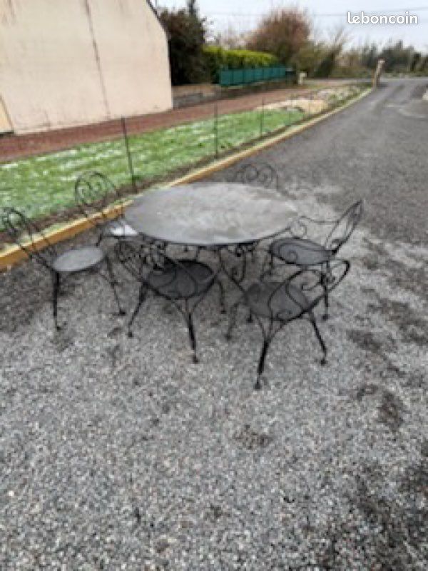 Salon de jardin en fer forgé (image 2)