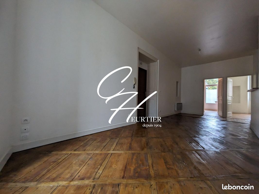 Appartement 3 pièces 57 m² · à Voiron · 57 m² · 595 €/mois