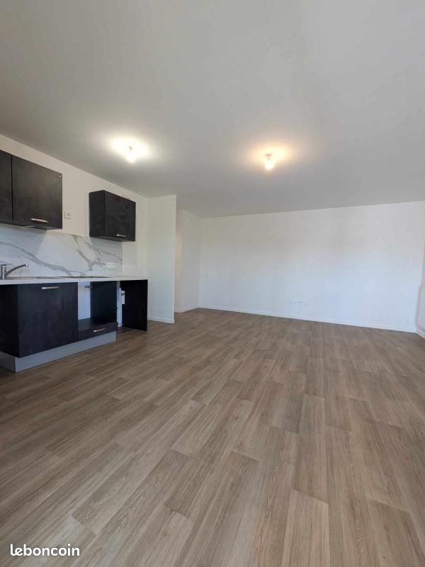 Appartement 4 pièces 82 m² · à Dammarie-les-Lys · 82 m² · 1 384 €/mois