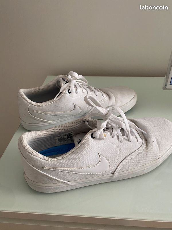 Basket blanche Nike homme pointure 43 Chaussures