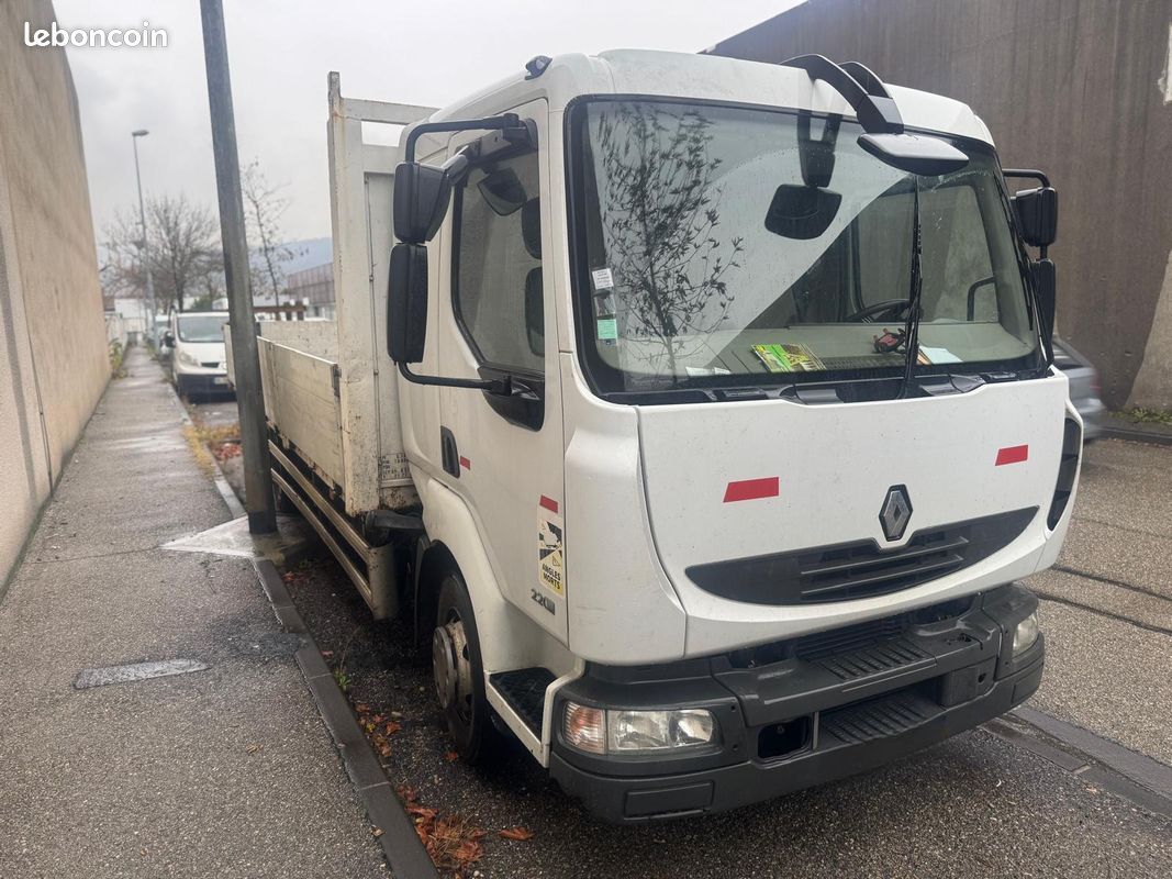 Renault midlum plateau 220 ch 10t tva 8333 euros hors taxe (image 2)
