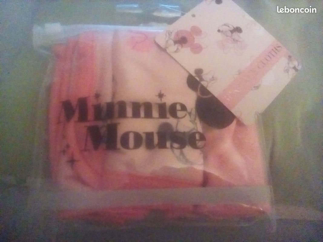 Pochette. Trois chiffonettes minnie mouse (image 1)