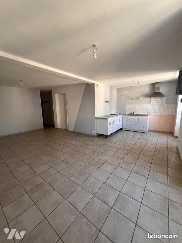 Appartement 65 m² · à Meslay-du-Maine · 65 m² · 410 €/mois