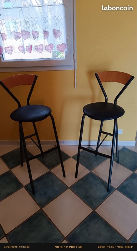 Chaises de bar (image 1)
