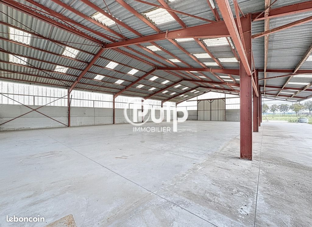 Divers 880 m² Bersee · à Bersée · 880 m² · 585 000 €