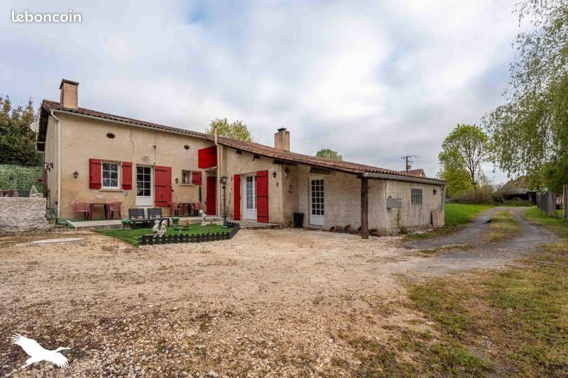 Maison 4 pièces 127 m² · à Saint-Aigulin · 127 m² · 169 000 €