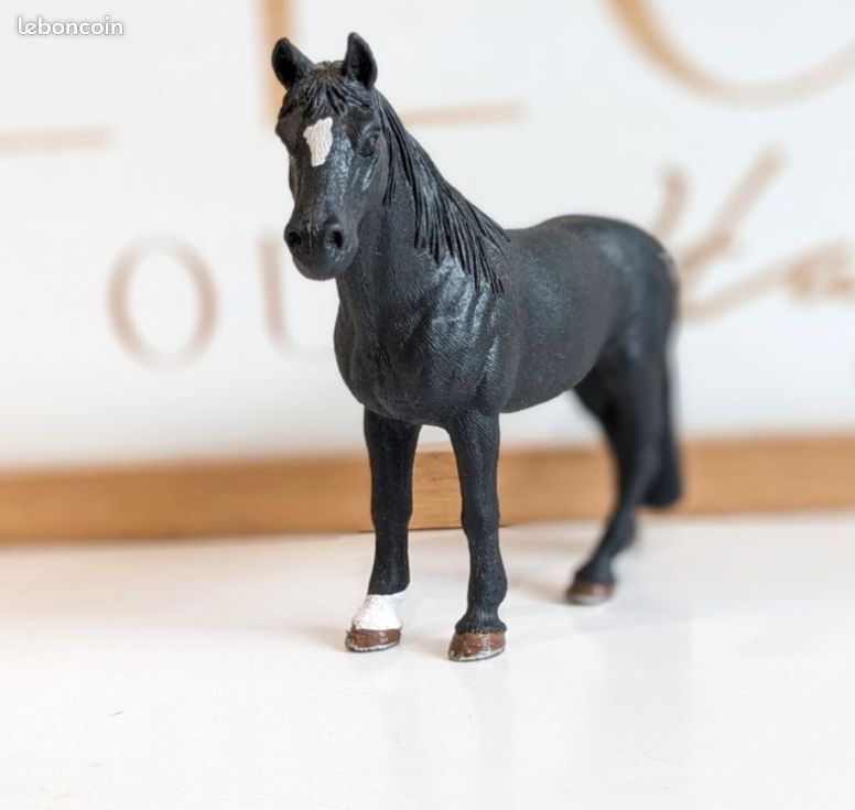 Schleich 13833 Cheval Jument Tennessee Walker