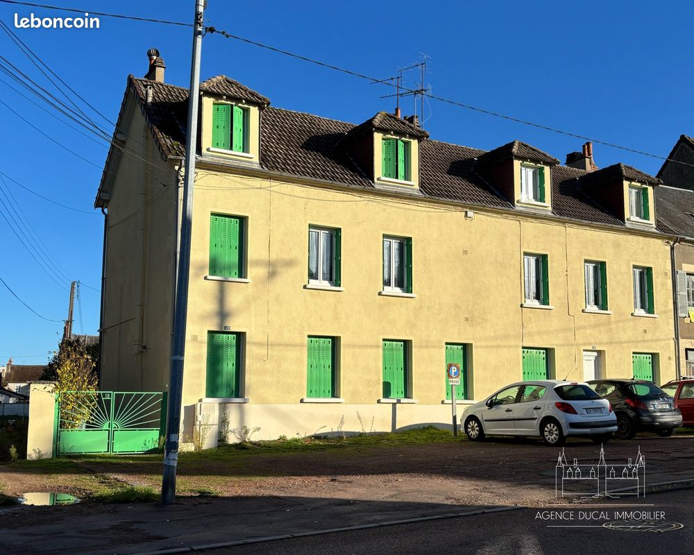 Immeuble 304 m² · à Fourchambault · 304 m² · 235 000 €