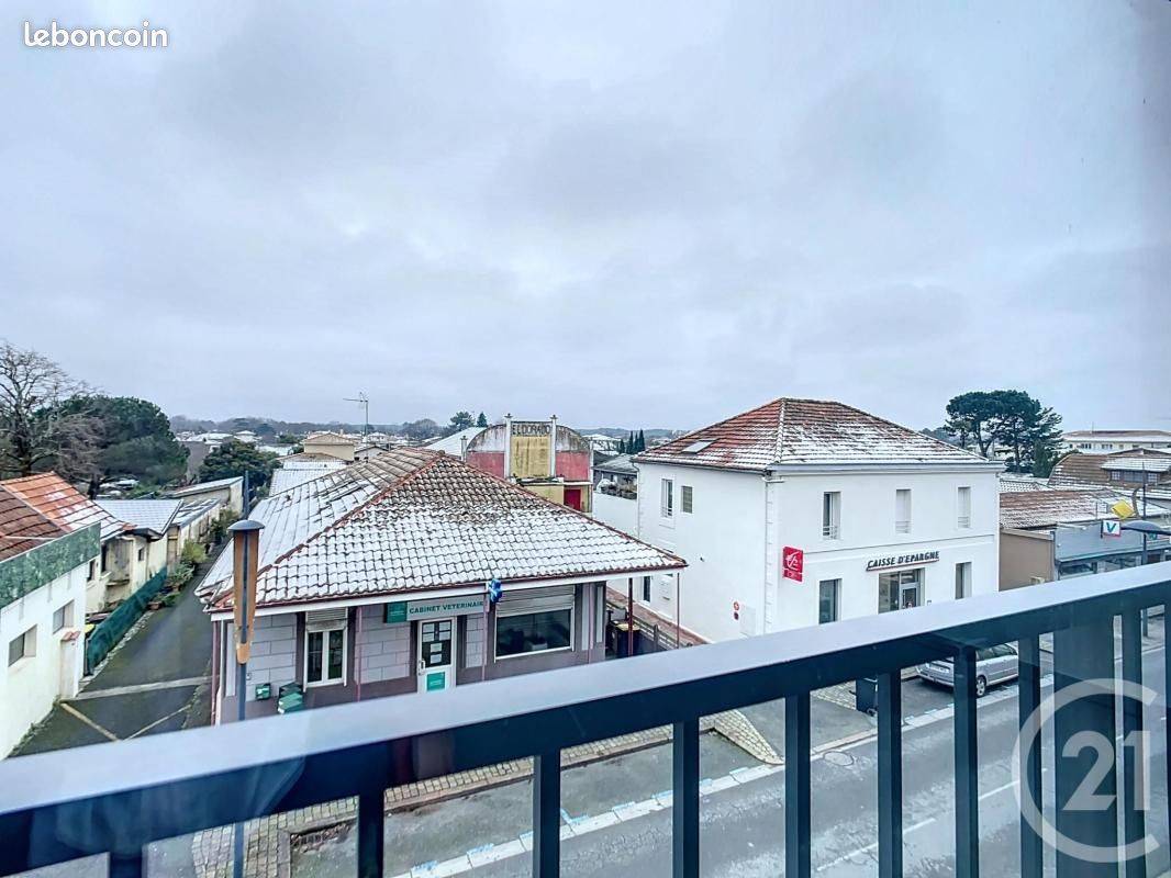 Appartement 2 pièces 45 m² · à Gujan-Mestras · 45 m² · 749 €/mois