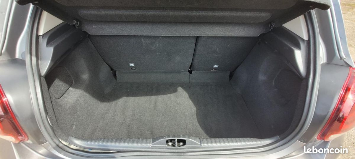 Citroën C3 PureTech 83 ch BVM5 You (image 9)