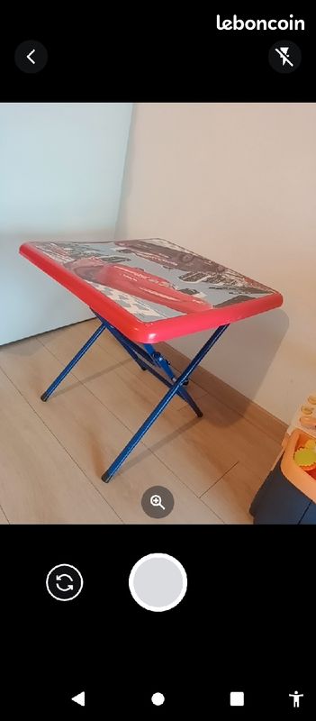 Table pour enfant (image 2)