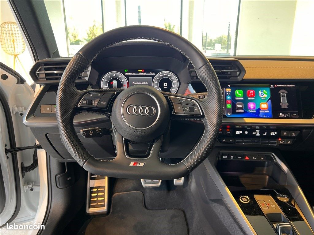 Audi A3 sportback /S3/RS3 IV 45 TFSIE 245 S tronic 6 Competition (image 7)
