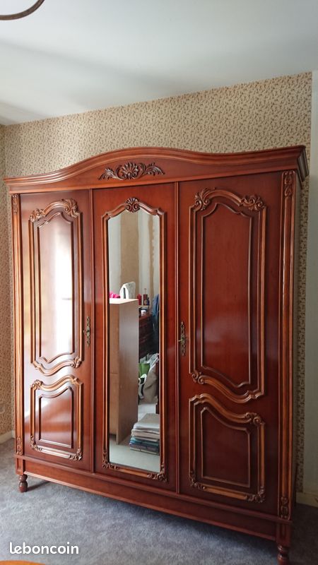 Belle Armoire en merisier (image 1)