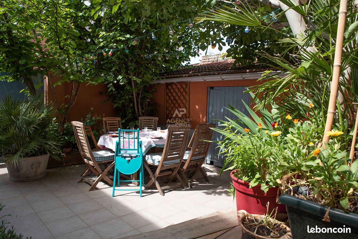 Maison 8 pièces 173 m² · à Nanterre · 173 m² · 899 000 €
