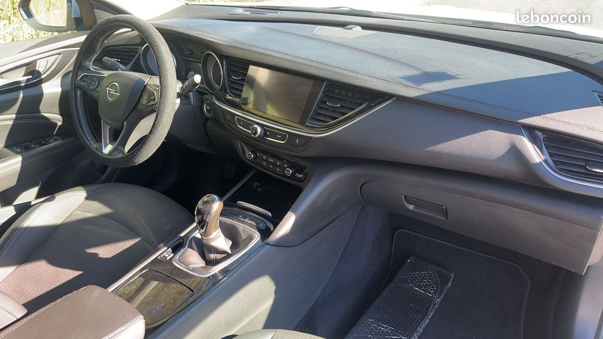 Opel Insignia II 1.6 Turbo D 136 Innovation (image 10)