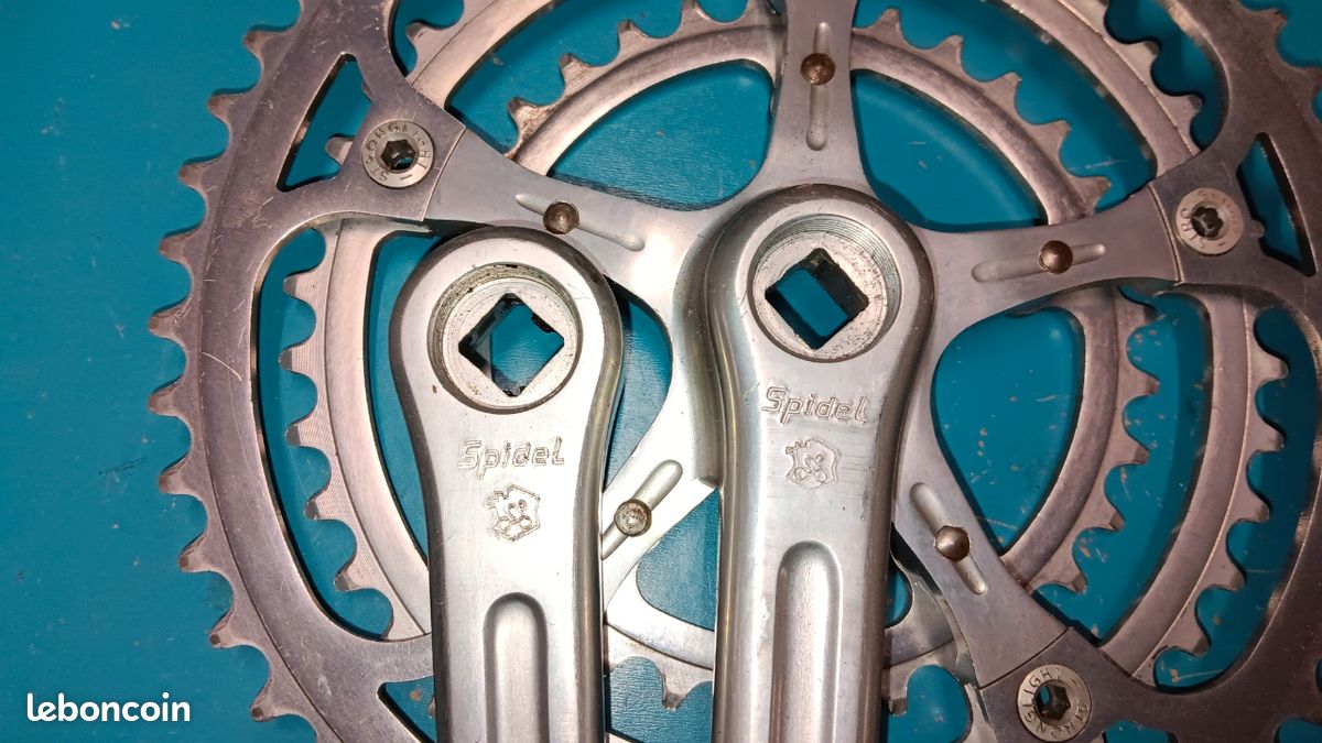Pédalier Triple Stronglight 390 52-40-32 – 170mm – Alu – Pour Vélo Course Eroica