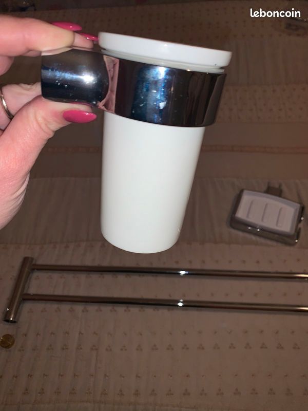 Accessoires salle de bain, chrome brillant (image 2)