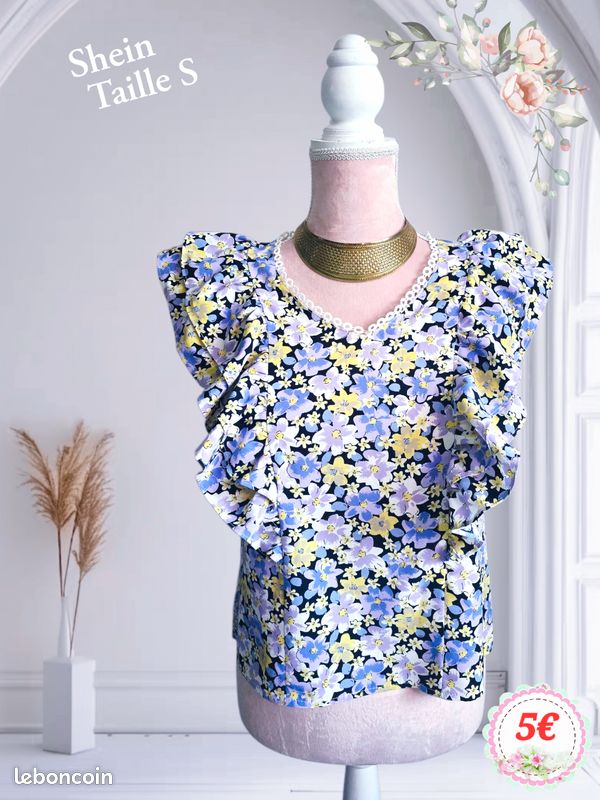 Blouse (image 1)