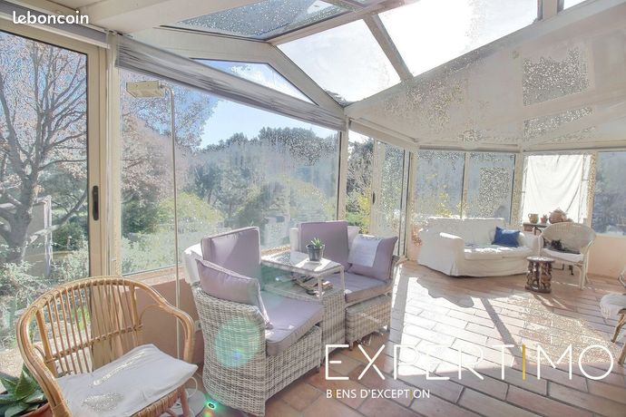 Propriété en viager 6 pièces 210 m²