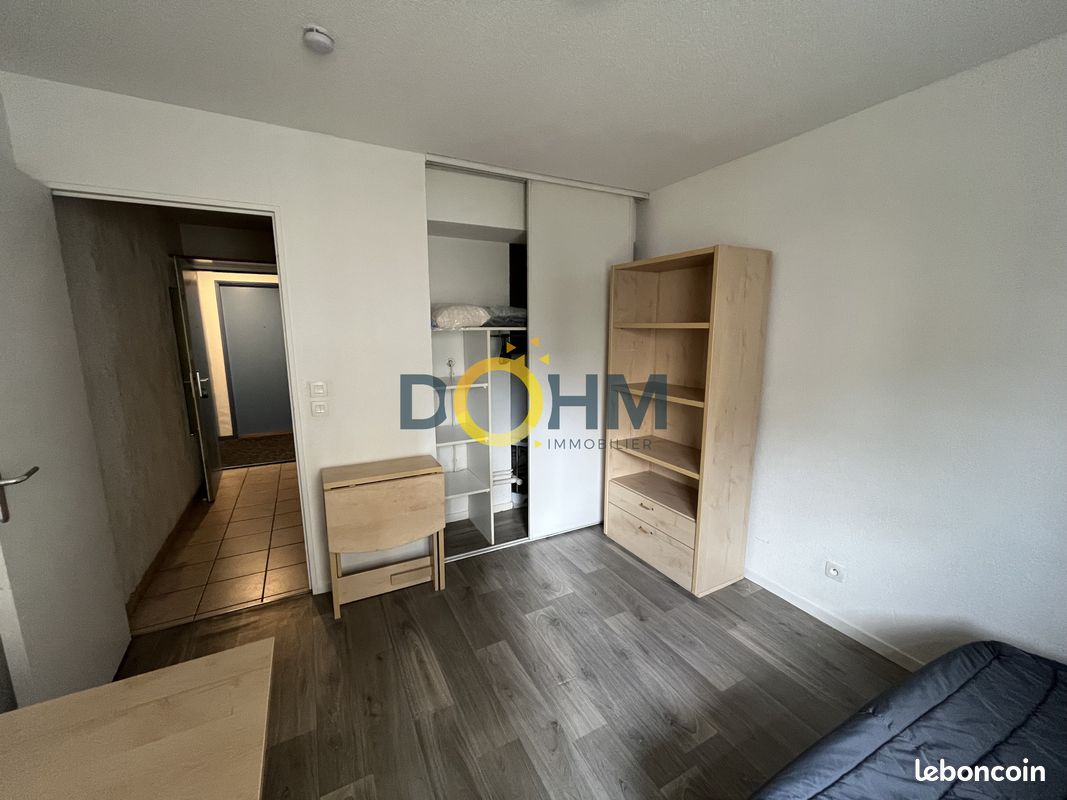 Appartement 1 pièce 18 m² · à Saint-Étienne · 18 m² · 380 €