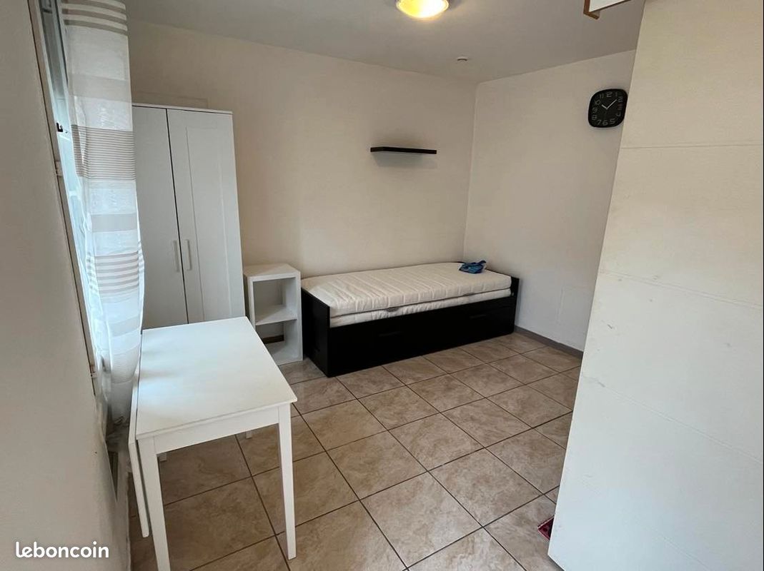 Appartement 1 pièce 17 m² · à Marseille · 17 m² · 465 €/mois