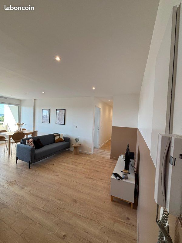 Appartement 5 pièces 80 m² · à Noisy-le-Grand · 80 m² · 615 €