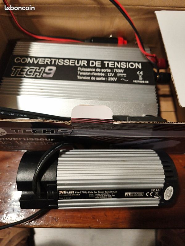 AUCARAUTO Convertisseur De Tension 150 W, DC 12 V Vers 230 V