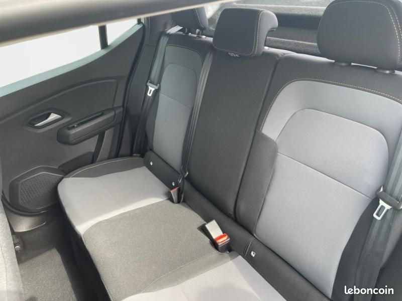 Dacia Sandero 1.0 TCe 90ch Stepway Extreme -24 (image 12)