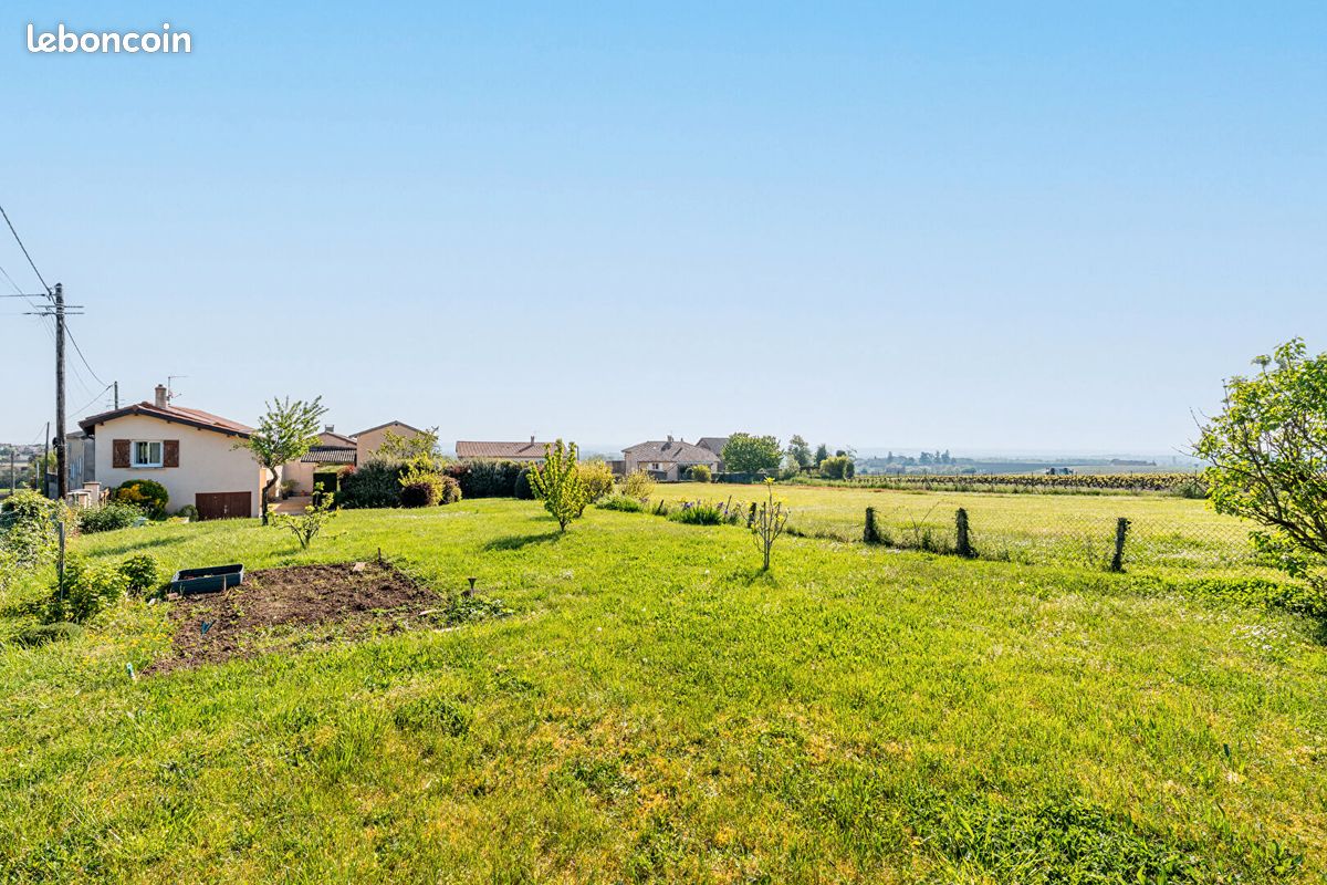 Maison 5 pièces 95 m² · à Blacé · 95 m² · 299 000 €