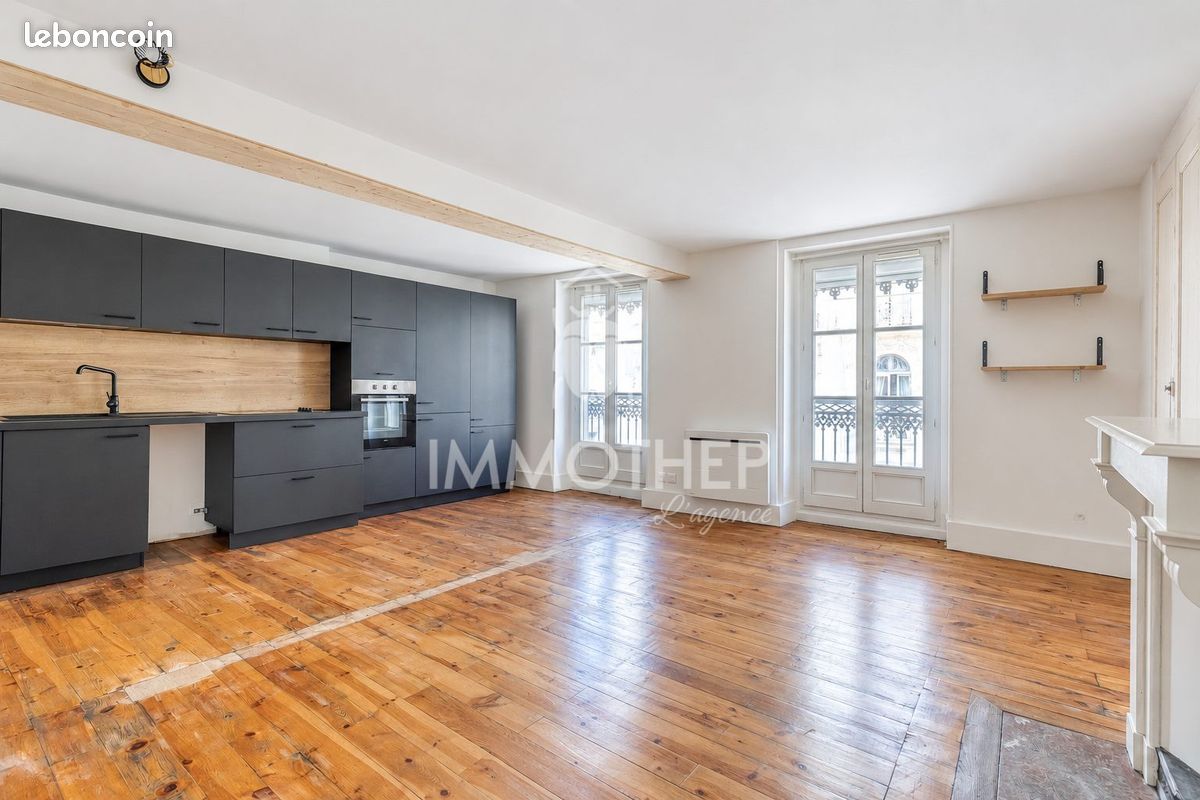 Appartement 2 pièces 46 m² · à Grenoble · 46 m² · 128 000 €