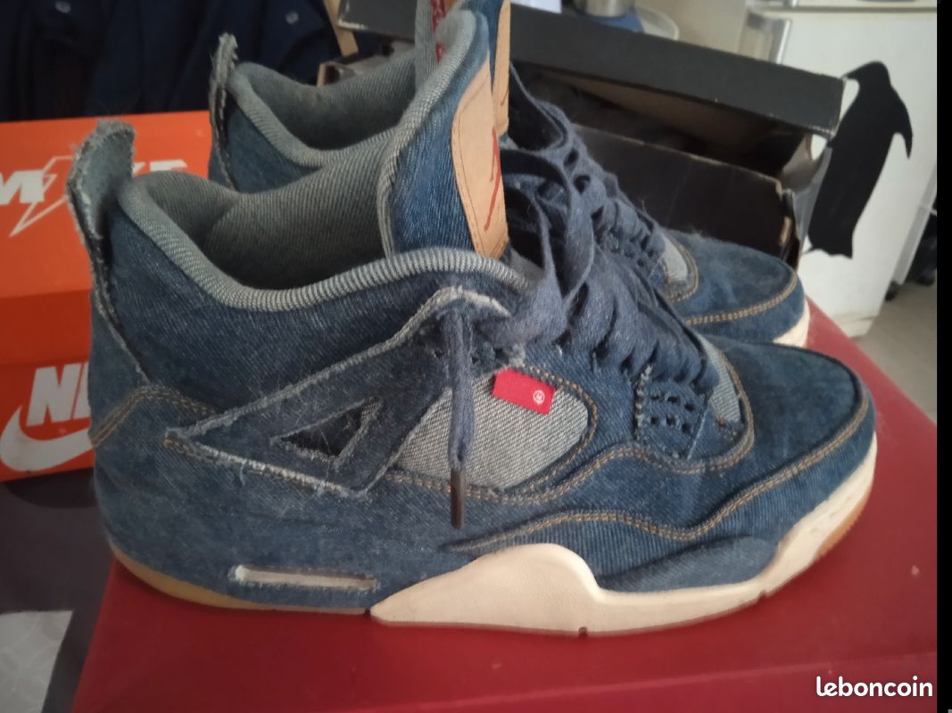 Jordan Levi's taille 40 Chaussures