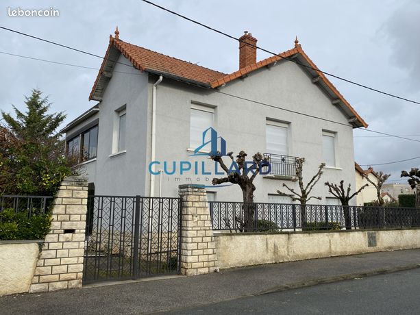 https://img.leboncoin.fr/api/v1/lbcpb1/images/77/62/17/7762171331d336b2e5bacbcf124d2fc92acf09de.jpg?rule=ad-image