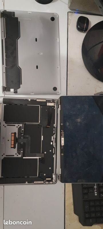 Ecran casse avec batterie et clavier et pad tactile macbook a2337 (image 1)
