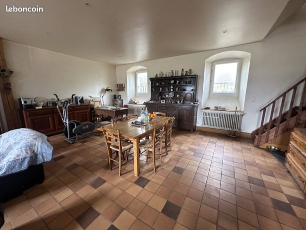 Maison 6 pièces 220 m²