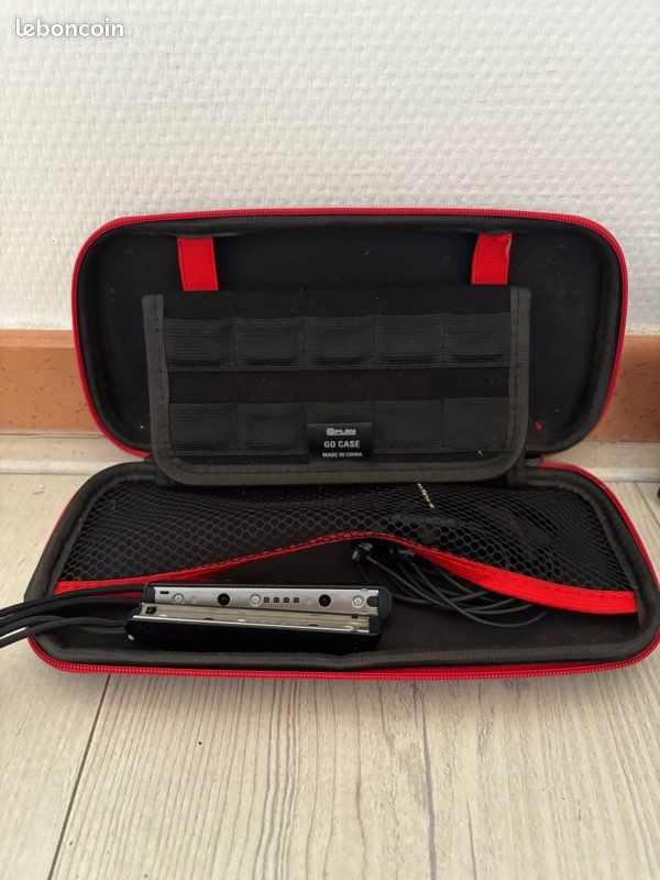 Nintendo Switch V1 – Complète avec accessoires officiels (image 4)