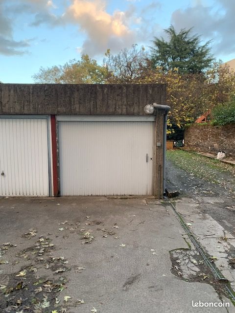 Location parking - garage · à Angers · 100 €/mois