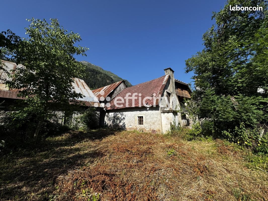Maison 2 pièces 130 m² · à La Chapelle-en-Valgaudémar · 130 m² · 69 000 €