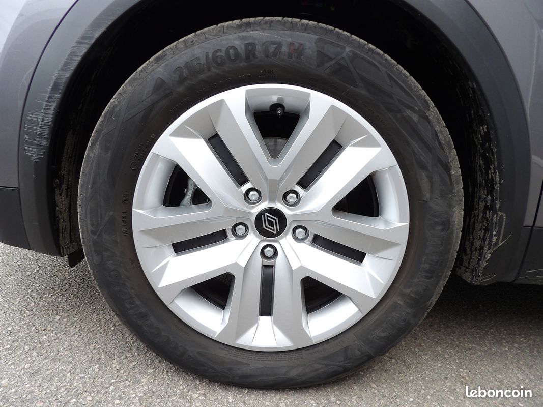 Renault CAPTUR II 1.6 E-TECH FULL HYBRID 145CH EVOLUTION (image 18)