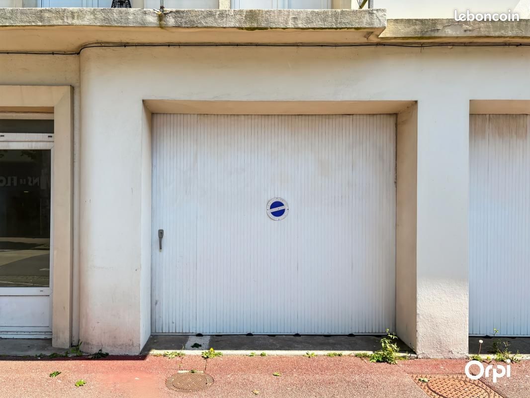 Garage Lorient · 99 €/mois