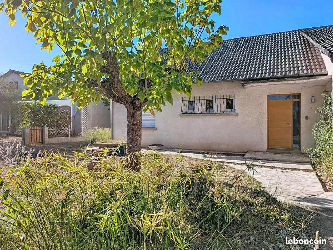 Maison 6 pièces 176 m² · à Lescure-d'Albigeois · 176 m² · 330 000 €