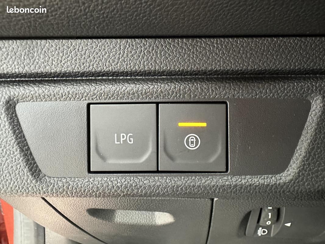 Dacia Jogger ECO-G 100 7 places GSR2 Extreme + (image 11)