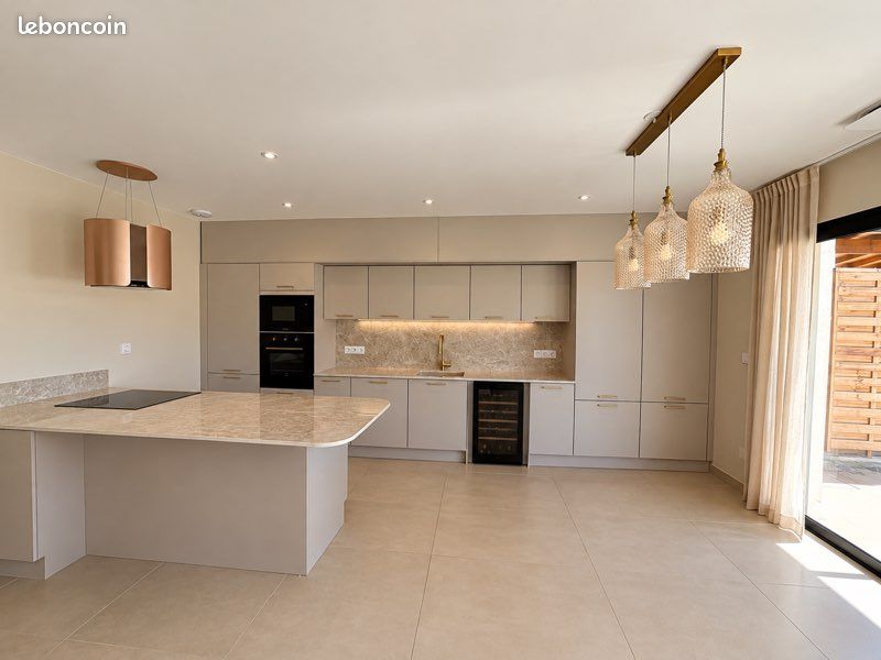 Maison 4 pièces 100 m² · à Fareins · 100 m² · 459 000 €
