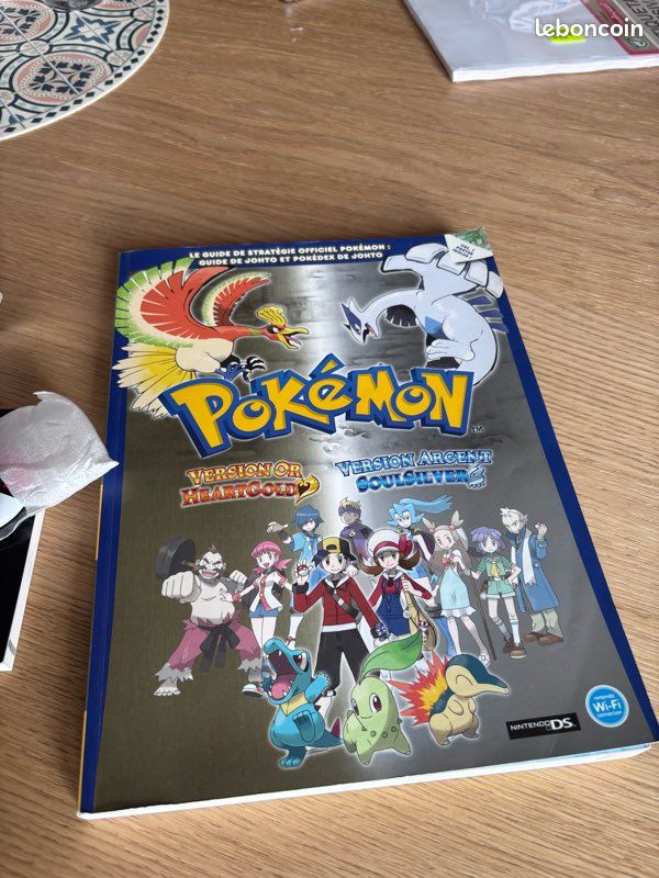 Pokémon Or HeartGold + Argent SoulSilver – DS – 2 Pokéwalker + Guide officiel (image 4)