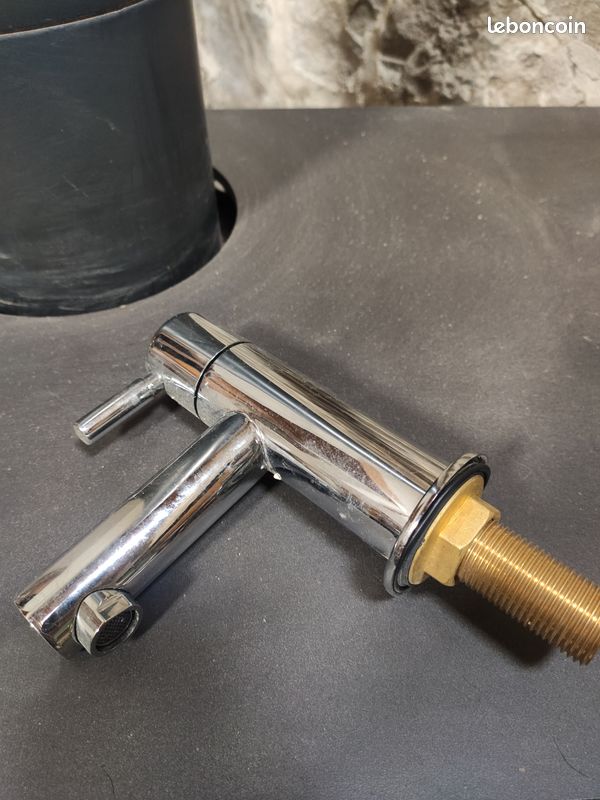 Robinet lave-mains neuf chromé - TIGA (image 1)
