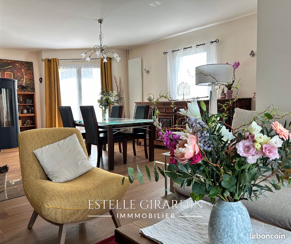 Maison 6 pièces 122 m² · à Carquefou · 122 m² · 448 000 €