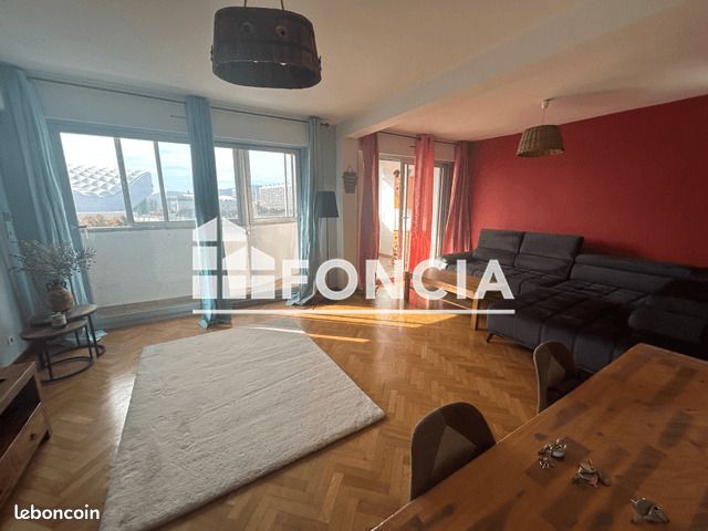 Appartement 3 pièces 93 m² · à Marseille · 93 m² · 1 382 €/mois