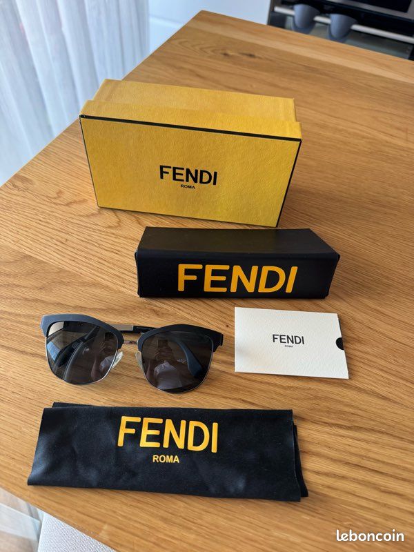 Lunettes de soleil Fendi (image 1)