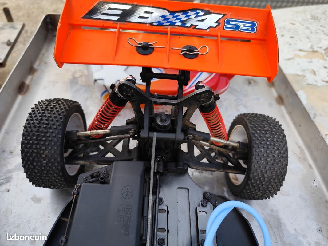 Buggy 1/8 eb4 s3 - Modélisme